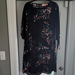 EVRI Black Floral 3/4 Sleeve Shift Dress